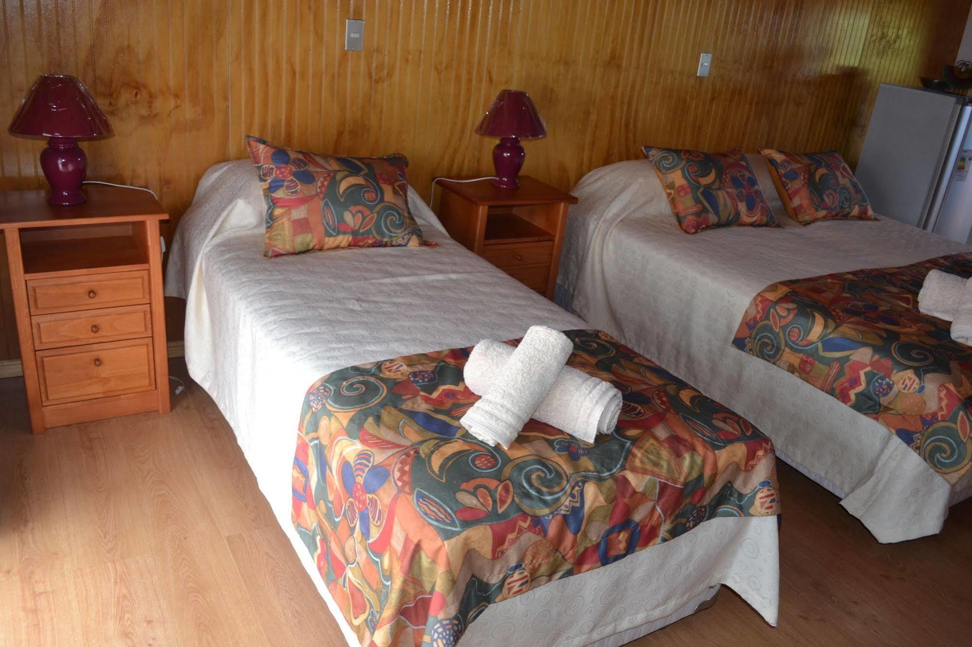 Turismo Vinapu Lodge Hanga Roa